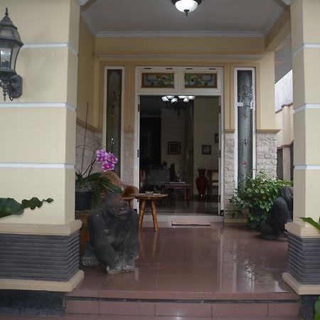 Puri Sagopi Guest House Maguwo ภายนอก รูปภาพ